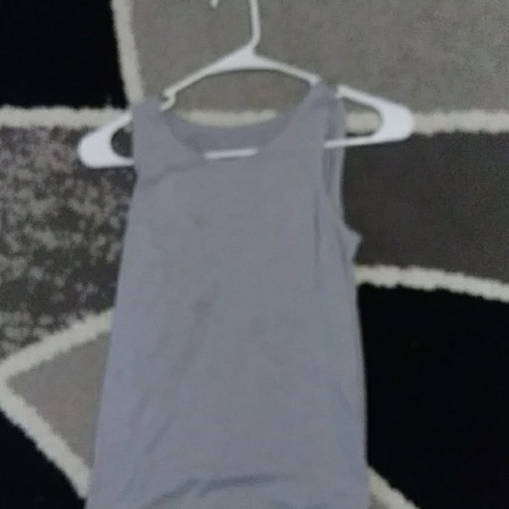 Gray tank top